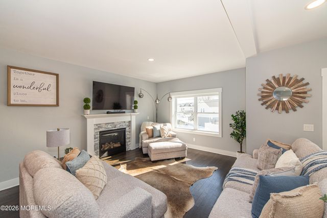 801 Bayview Avenue, Union Beach, NJ 07735