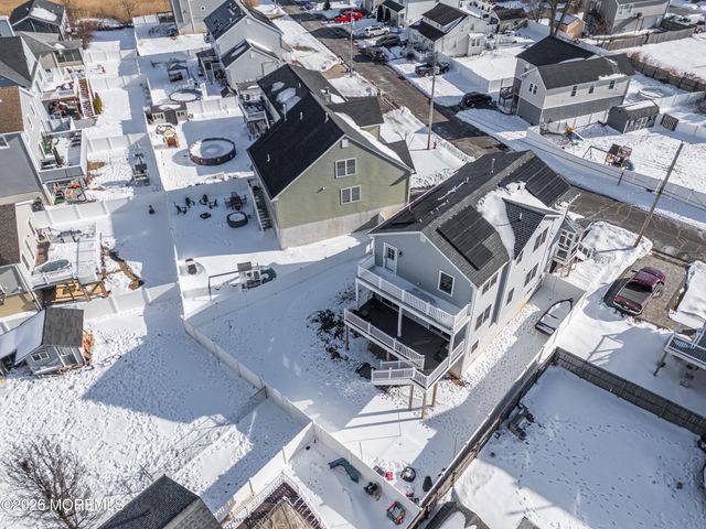 801 Bayview Avenue, Union Beach, NJ 07735