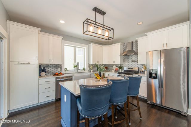 801 Bayview Avenue, Union Beach, NJ 07735