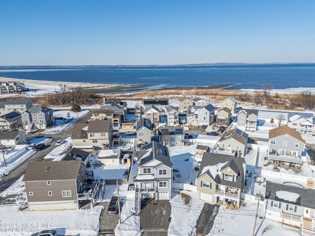 801 Bayview Avenue, Union Beach, NJ 07735