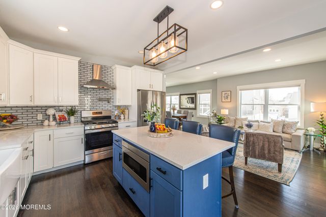 801 Bayview Avenue, Union Beach, NJ 07735