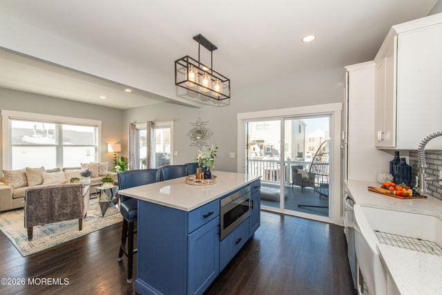 801 Bayview Avenue, Union Beach, NJ 07735