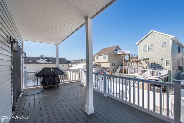 801 Bayview Avenue, Union Beach, NJ 07735