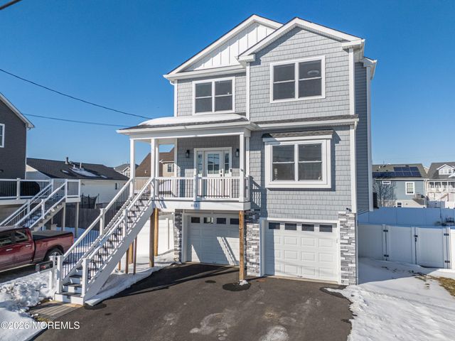 801 Bayview Avenue, Union Beach, NJ 07735