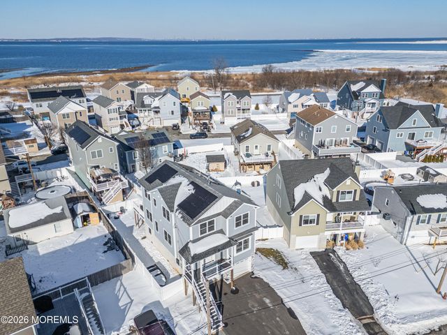 801 Bayview Avenue, Union Beach, NJ 07735