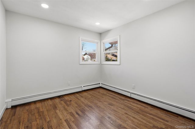 75 Hawthorne Road, Kings Park, NY 11754