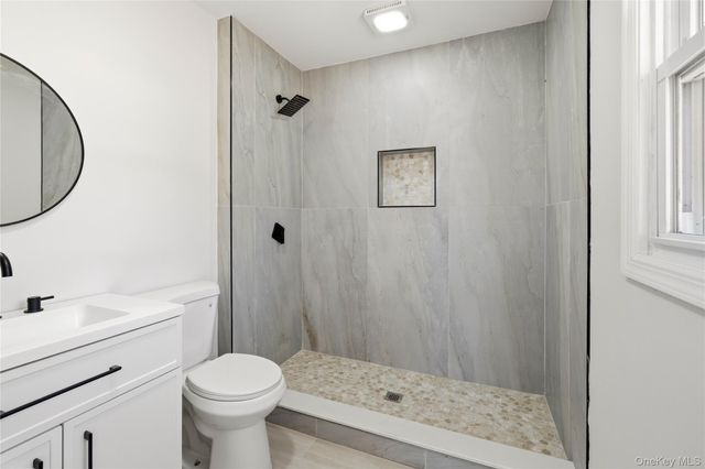 75 Hawthorne Road, Kings Park, NY 11754