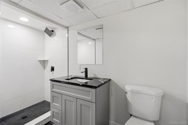 75 Hawthorne Road, Kings Park, NY 11754