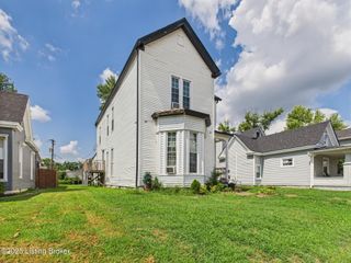 1919 Center St, New Albany, IN 47150