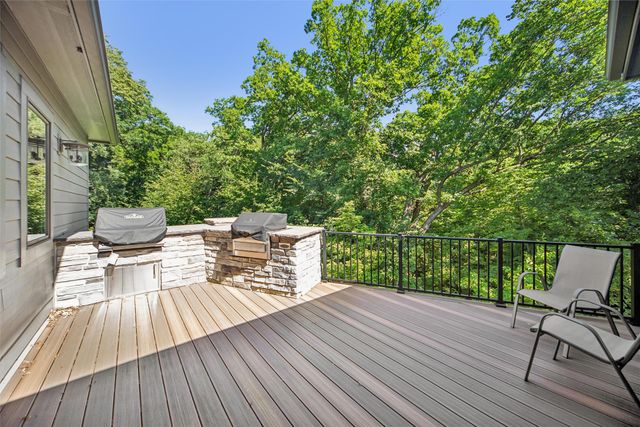 6211 Enclave Circle, Johnston, IA 50131