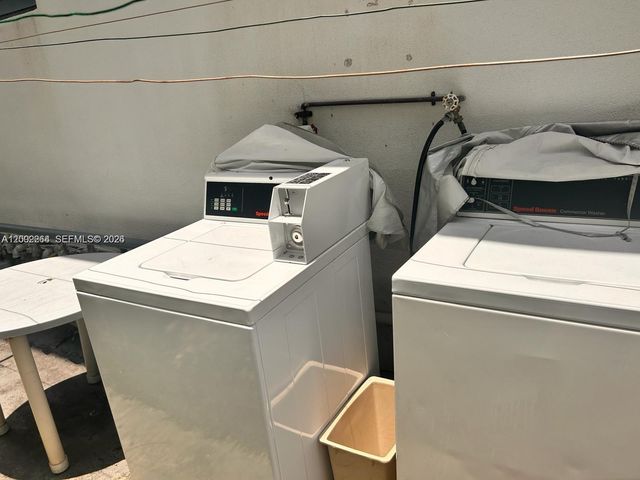 7945 Carlyle Ave 4, Miami Beach, FL 33141