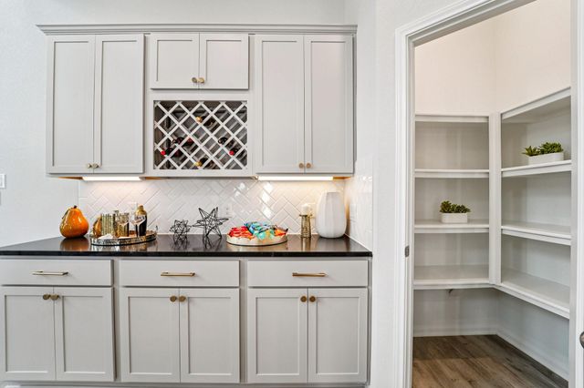 526 Tejas Village Parkway, Beasley, TX 77417