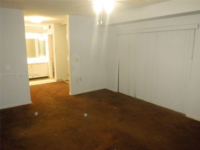 211 2nd Ln, Palm Beach Gardens, FL 33418