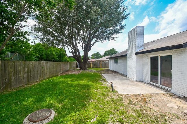 8406 Lettie Street, Houston, TX 77075