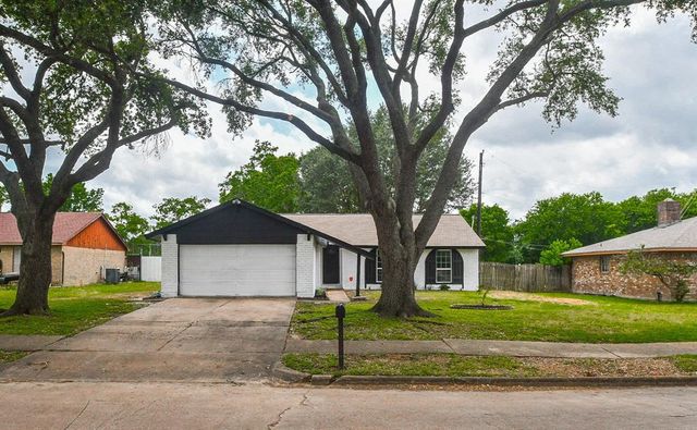 8406 Lettie Street, Houston, TX 77075