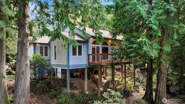 66 Grand View Lane, Bellingham, WA 98229