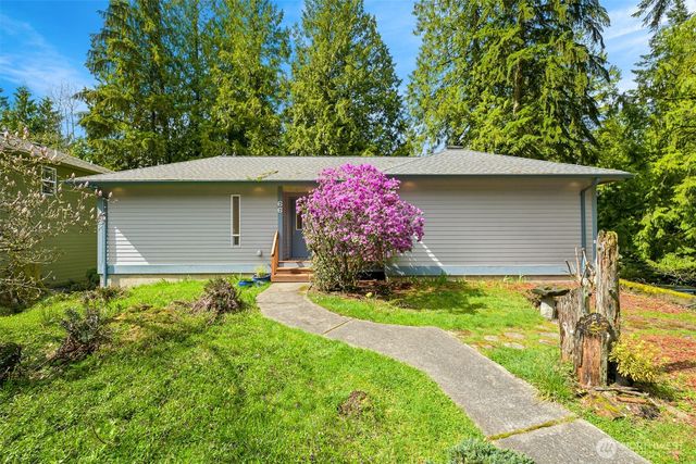 66 Grand View Lane, Bellingham, WA 98229