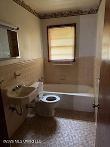 2903 36th Avenue, Meridian, MS 39307