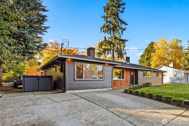 19217 4th Avenue S, Des Moines, WA 98148