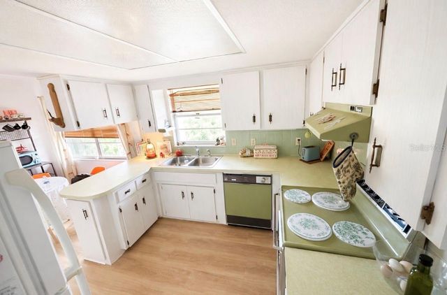 12262 S HYACINTH POINT, Floral City, FL 34436