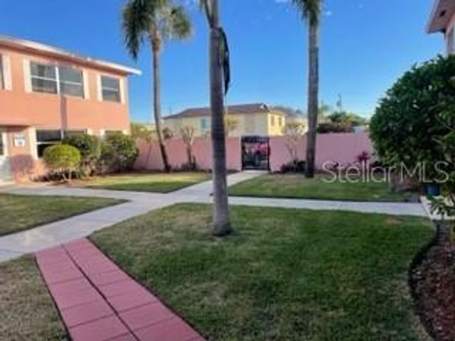 416 MONROE AVENUE F201, Cape Canaveral, FL 32920