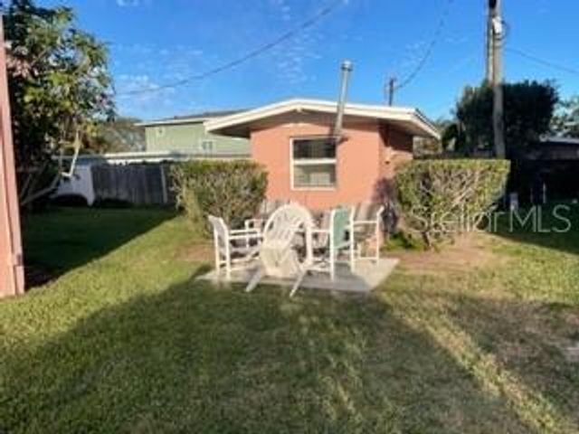 416 MONROE AVENUE F201, Cape Canaveral, FL 32920