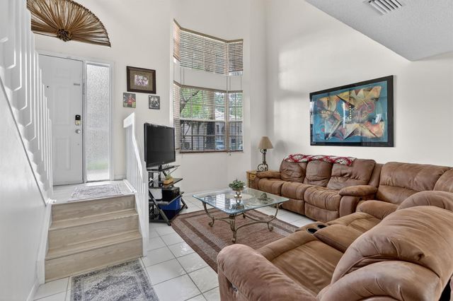 1287 NW 106th Terrace, Plantation, FL 33322