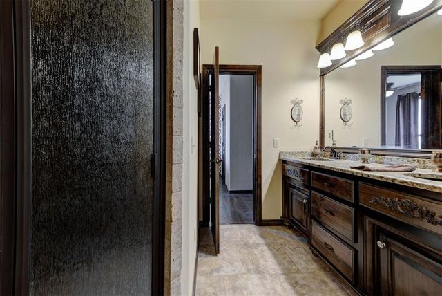9411 Dickerson NE Road, Piedmont, OK 73078