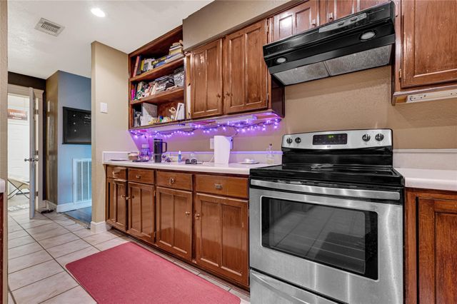 2515 Harvest Cove, Friendswood, TX 77546