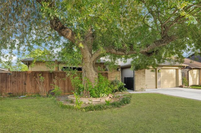 2515 Harvest Cove, Friendswood, TX 77546