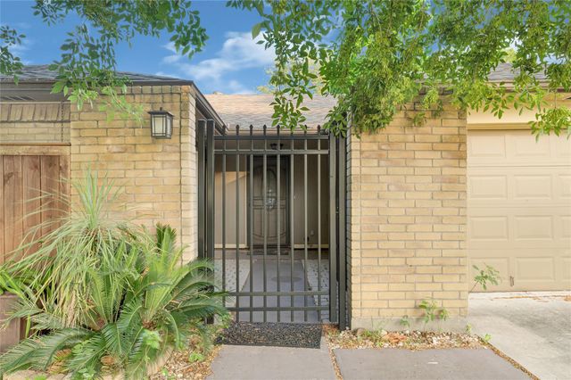 2515 Harvest Cove, Friendswood, TX 77546