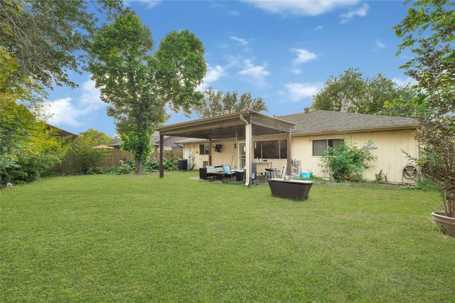 2515 Harvest Cove, Friendswood, TX 77546