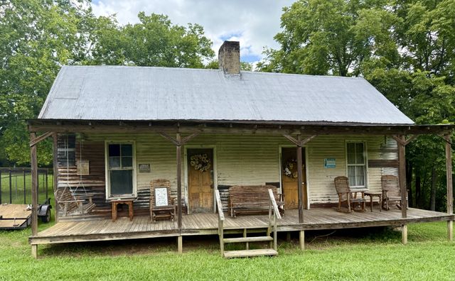 1932 Vales Mill Rd, Pulaski, TN 38478