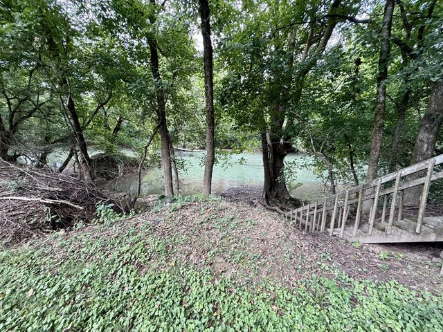 1932 Vales Mill Rd, Pulaski, TN 38478