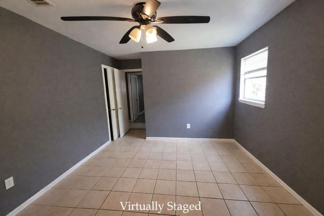 705 Inwood Drive, Baytown, TX 77521