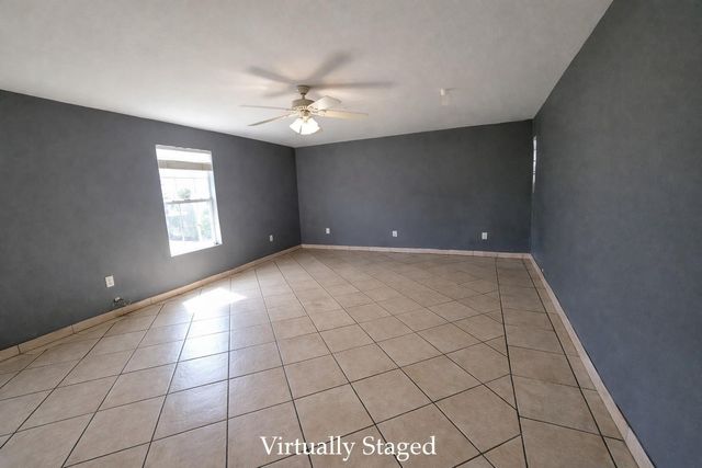 705 Inwood Drive, Baytown, TX 77521