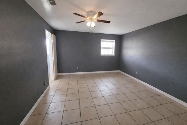 705 Inwood Drive, Baytown, TX 77521