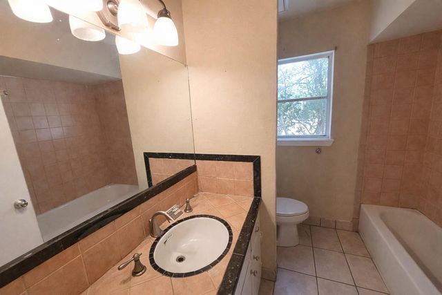 705 Inwood Drive, Baytown, TX 77521