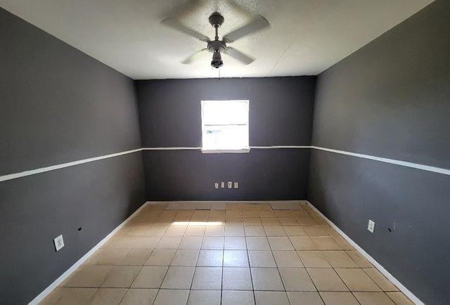 705 Inwood Drive, Baytown, TX 77521