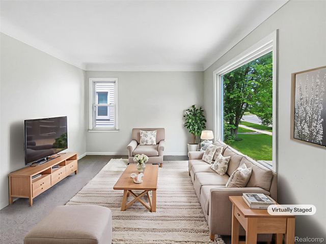 3894 17th Street, Wyandotte, MI 48192