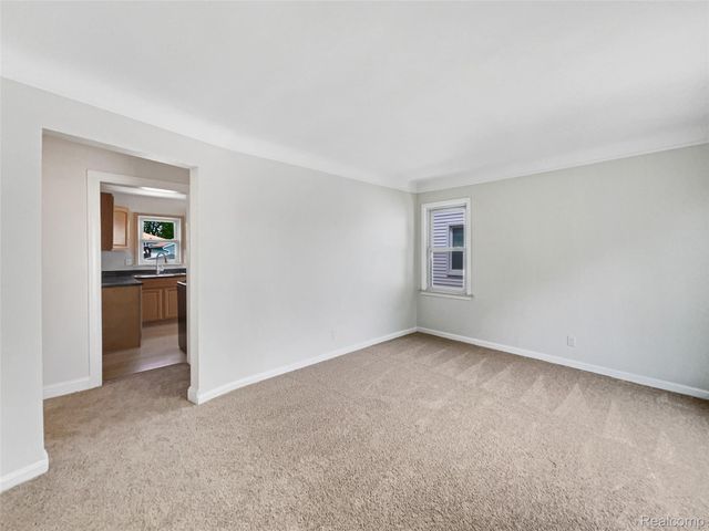 3894 17th Street, Wyandotte, MI 48192