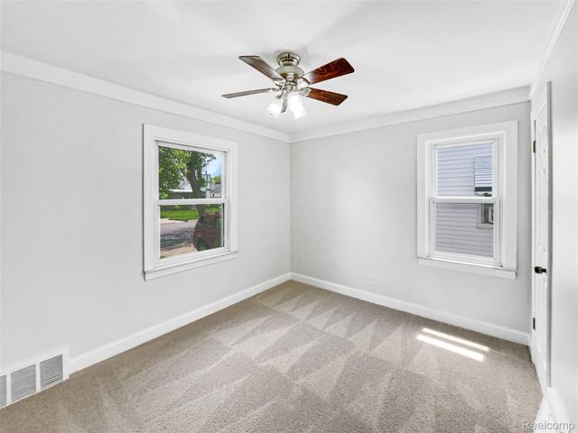 3894 17th Street, Wyandotte, MI 48192