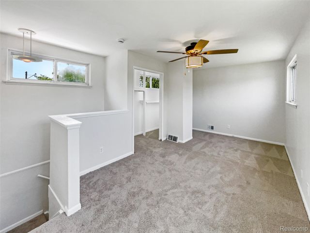 3894 17th Street, Wyandotte, MI 48192