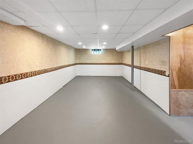 3894 17th Street, Wyandotte, MI 48192