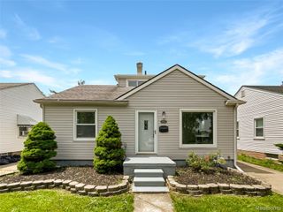3894 17th Street, Wyandotte, MI 48192