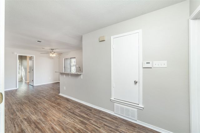 6725 Crestmont Court, Fort Worth, TX 76133