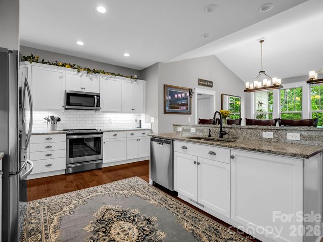 26 Balsam High Road, Biltmore Lake, NC 28715