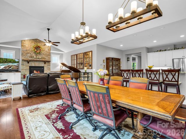 26 Balsam High Road, Biltmore Lake, NC 28715