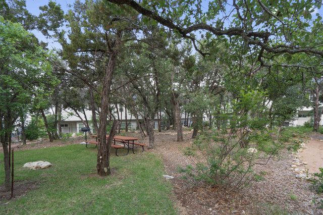 12001 Vista Parke DR 406, Austin, TX 78726