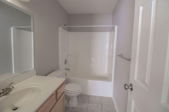 1921 W FIELD ST, Columbia, MO 65203